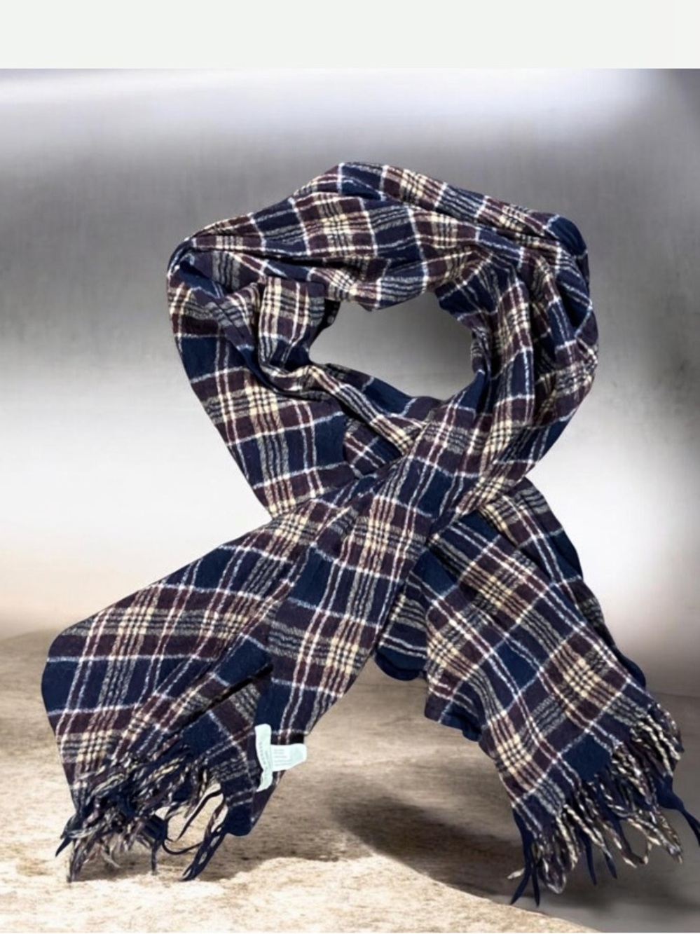 Club Monaco 💯 %Wool Plaid Scarf Size OS